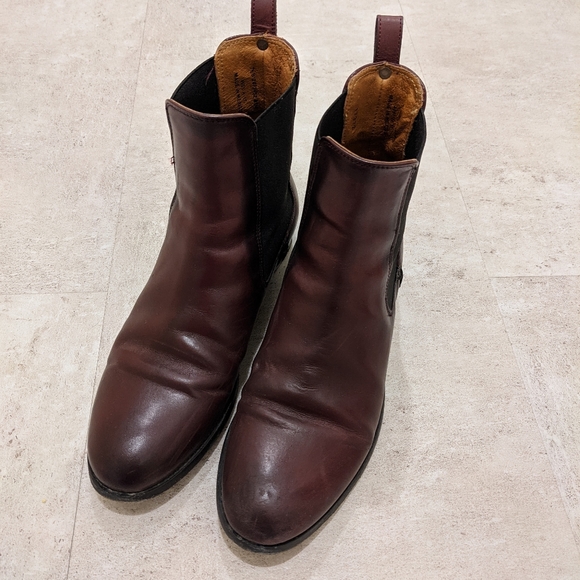 Frye Shoes - Frye Melissa Chelsea Boot Leather wine colour 7.5